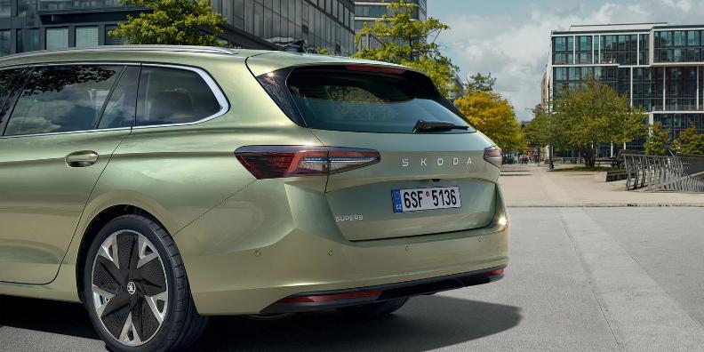 retro skoda superb